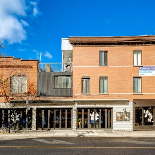 5550_Boul._Saint-Laurent,_Montréal_(3)
